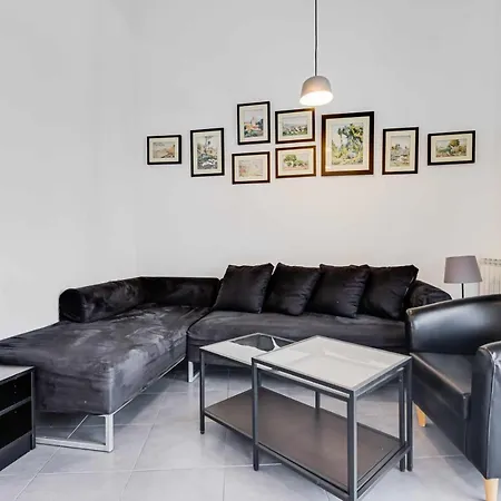 Rentalsbcn Passeig De La Marina Holiday home