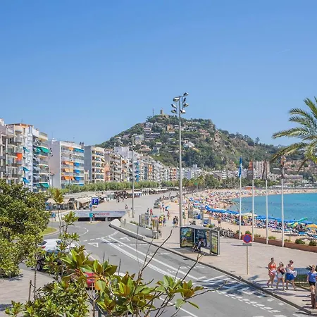 Holiday home Rentalsbcn Passeig De La Marina *