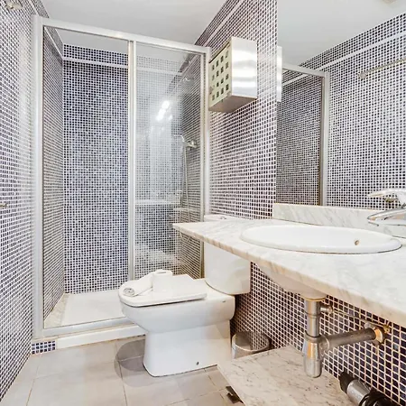 Rentalsbcn Passeig De La Marina Holiday home